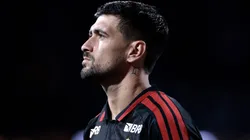 Arrascaeta quase marcou um golaço.