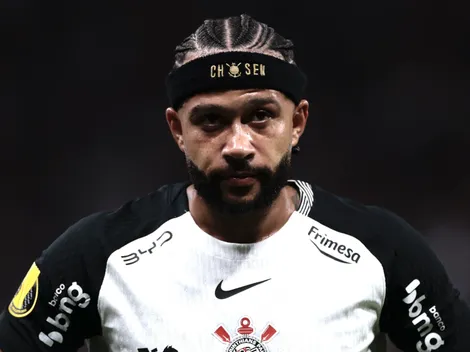 Memphis usou celular no banco para avisar médicos da Holanda