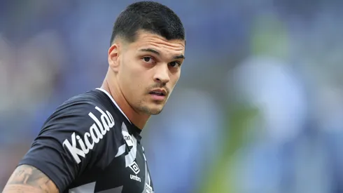 Gabriel Brazão foi o destaque do Santos contra o Cruzeiro - Foto: Gilson Lobo/AGIF