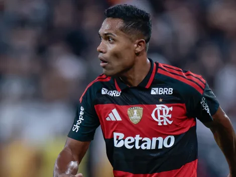 Alex Sandro sofre lesão e é cortado da Seleção