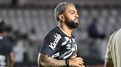 Gabigol jogador do Santos durante aquecimento antes da partida contra o Sao Paulo no estadio Vila Belmiro pelo campeonato Brasileiro A 2026.