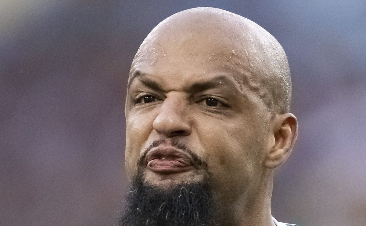 Felipe Melo decide publicar desabafo e rebate declaração polêmica pós-jogo de Calleri, do São Paulo