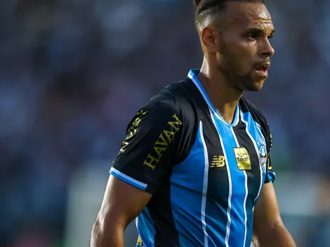 Braithwaite retorna e disputa vaga com Carlos Vinícius