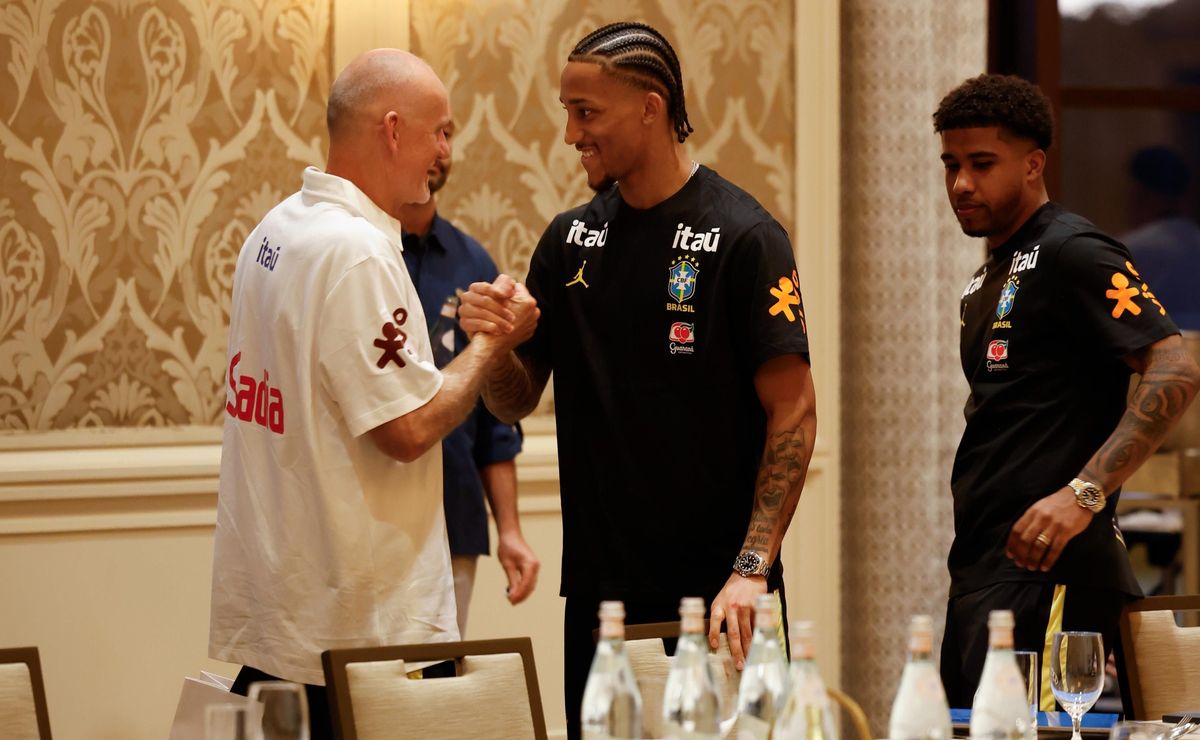 Seleção Brasileira inicia preparação em Orlando com primeiras chegadas