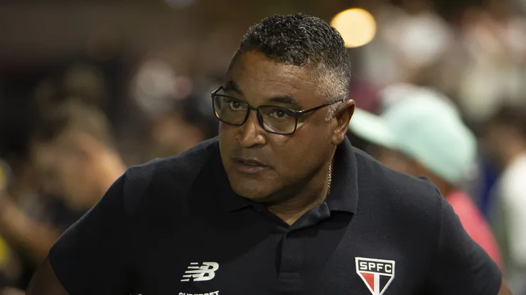 Roger Machado tecnico do Sao Paulo durante partida contra o Bragantino no estadio Cicero De Souza Marques pelo campeonato Brasileiro A 2026.