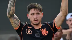 Garro brilha no Corinthians.