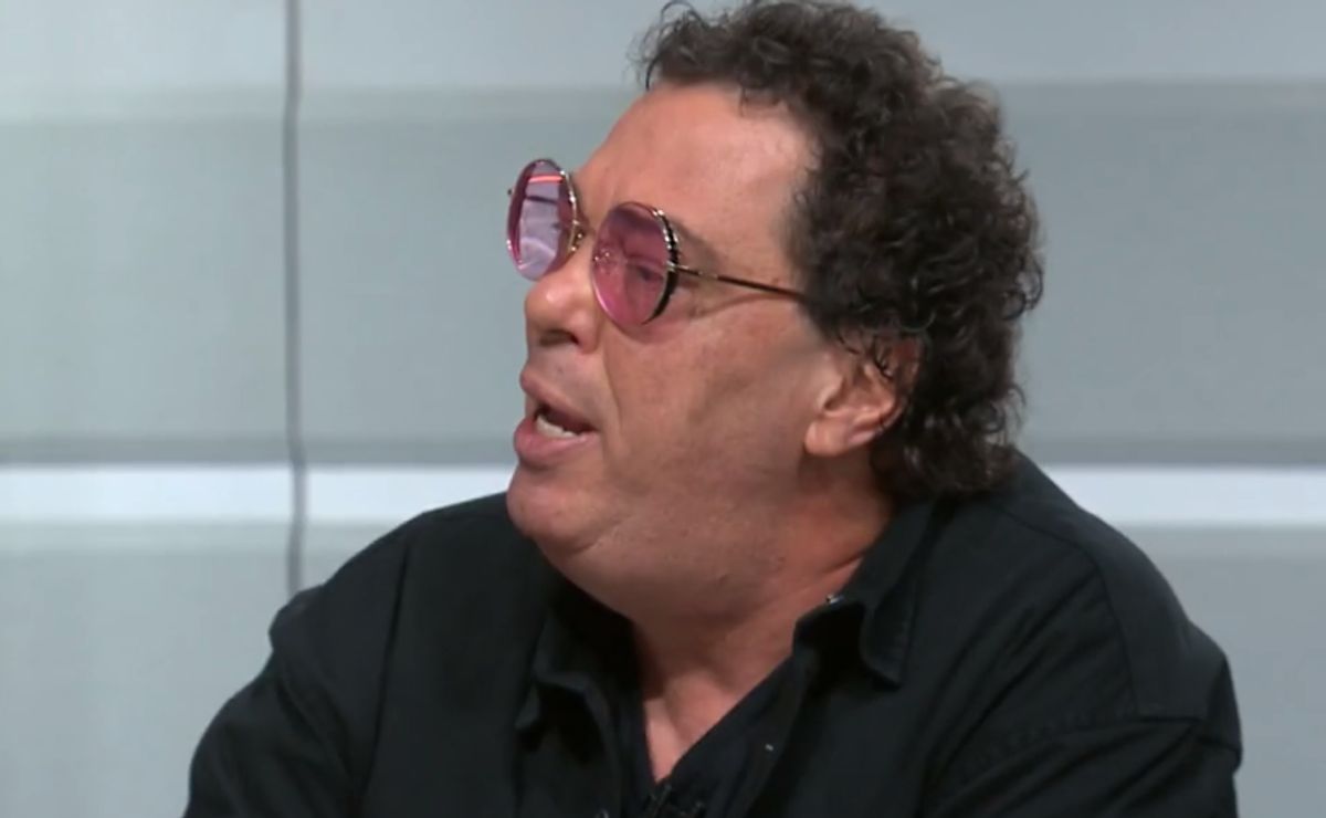 Casagrande vê Santos prejudicado pela arbitragem contra o Cruzeiro: “Qual o motivo de anular?”