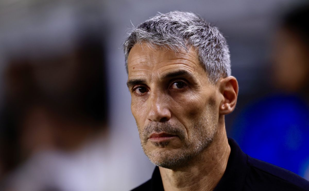 Dorival não foi demitido por causa da multa e Vojvoda é um nome bem avaliado no Corinthians