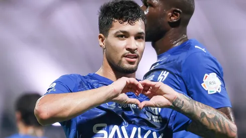 Atacante tem o futuro incerto - Foto: Yasser Bakhsh/Getty Images.