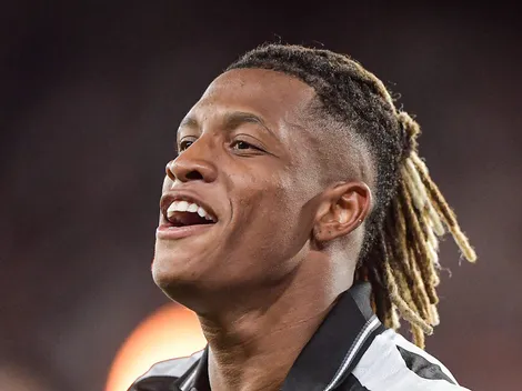 Danilo precisaria de aumento salarial para voltar ao Palmeiras