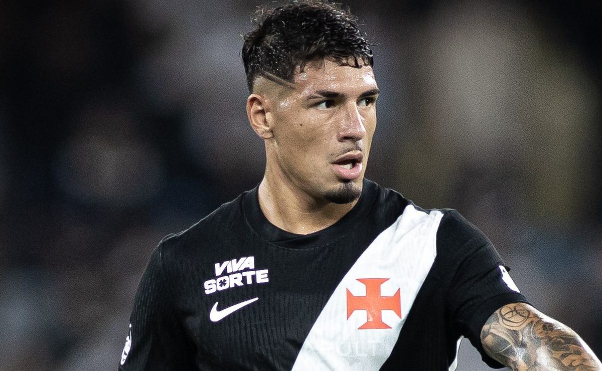 Saldivia valoriza entrega do Vasco em vitória sobre o Grêmio: “O time vai pegando confiança”