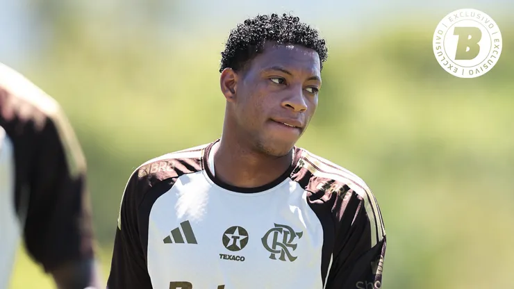 Gonzalo Plata jogador do Flamengo durante treinamento no Ninho do Urubu