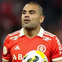 Pezzolano dá o recado sobre problema físico de Gabriel Mercado