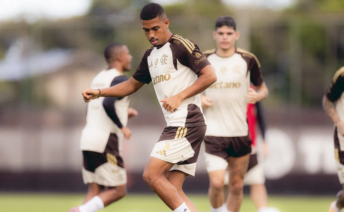 Samuel Lino dá a volta por cima no Flamengo, brilha com Jardim e já supera números de 2025