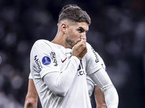 Corinthians articula troca de Pedro Raul por Arthur Cabral com Botafogo