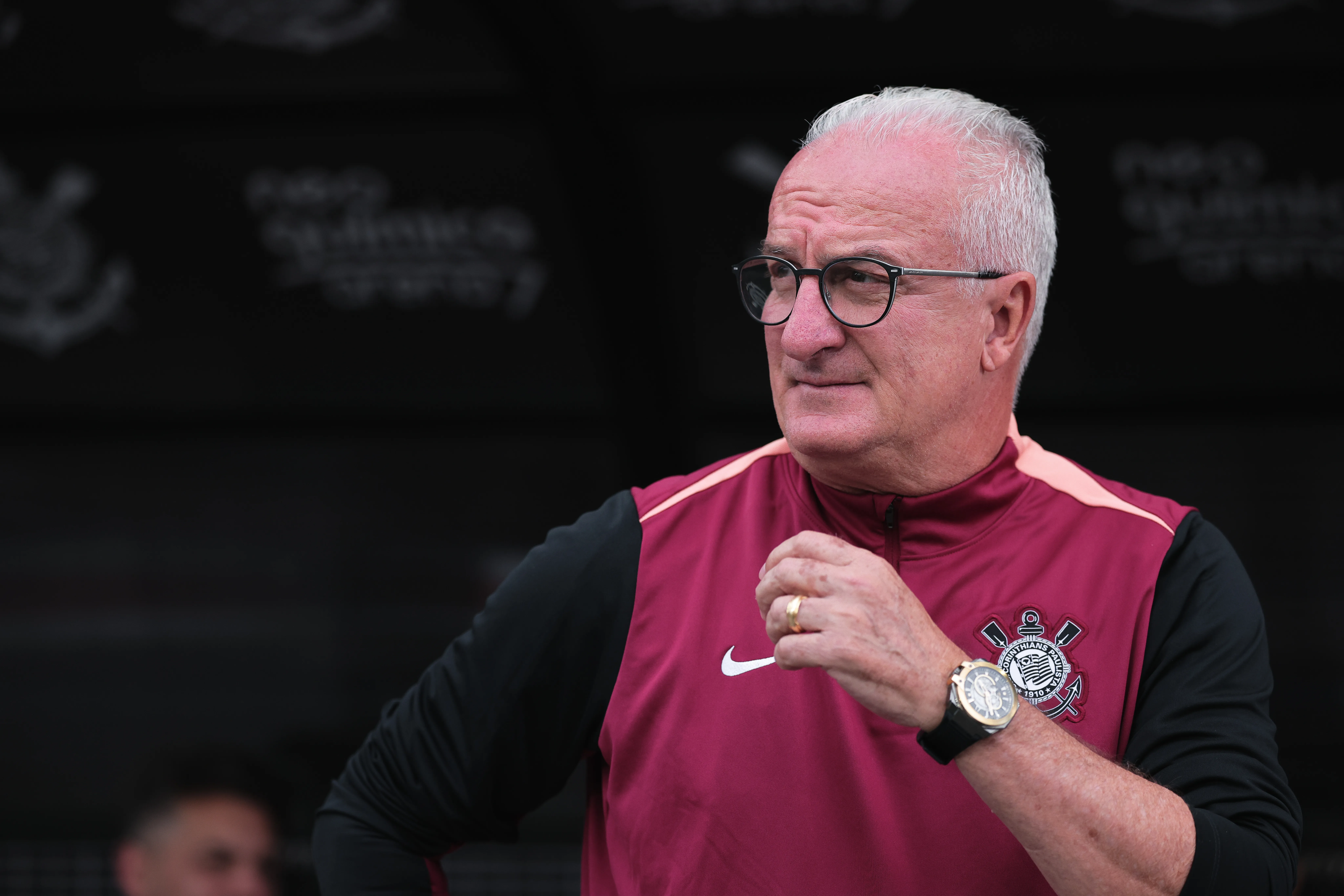 Dorival Júnior em partida do Corinthians. Foto: Ettore Chiereguini/AGIF