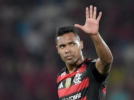 Flamengo não tem pressa para renovar com Alex Sandro