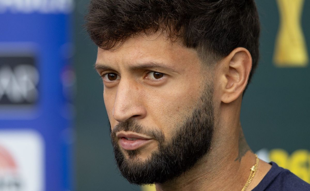 Santos define estratégia para contratar Juninho Capixaba e busca parceiros para arcar com R$ 42,4 milhões