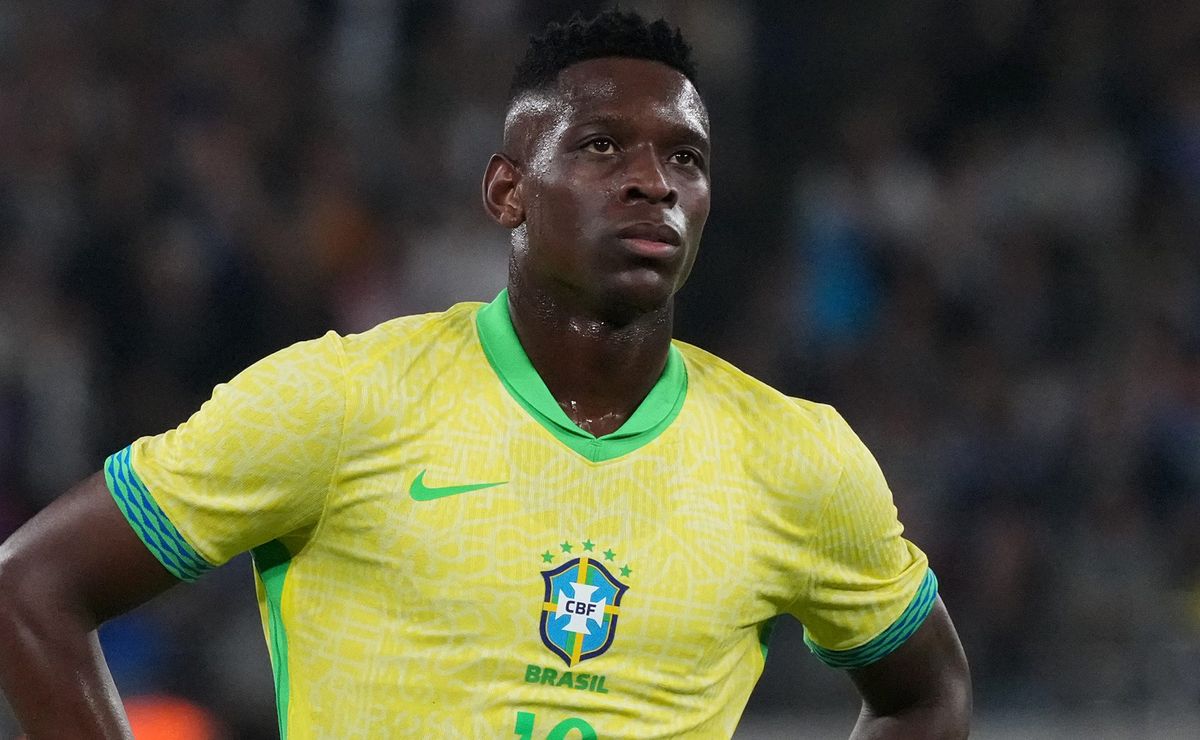 Luiz Henrique e Douglas Santos vivem drama para se juntar à Seleção após ataques na Rússia