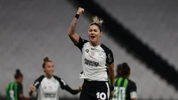 Gabi Zanotti celebra gol contra o América - Foto: Rodrigo Gazzanel / Corinthians