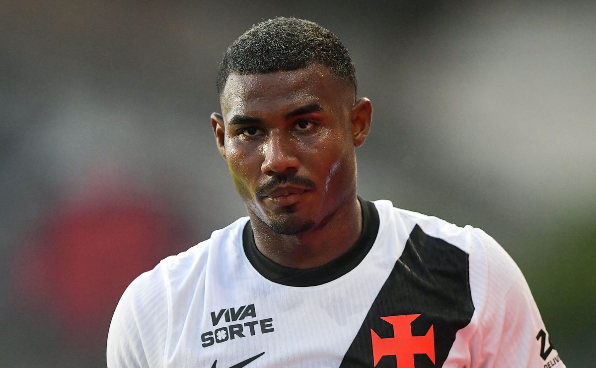 Vasco decide futuro de Cuiabano e avalia investida para compra em definitivo