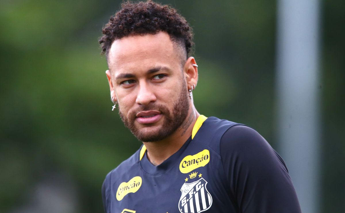 Santos se movimenta na Data FIFA e define programação especial com treinos e atividades