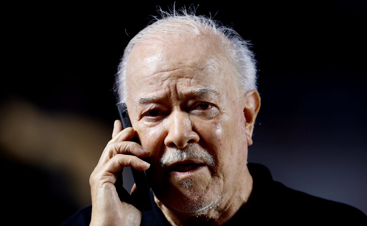 Harry Massis decide sobre demissão de Rui Costa e Rafinha no São Paulo e vai mantê-los