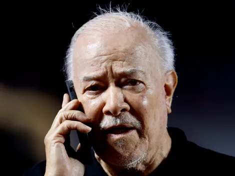 Massis banca Rui Costa e Rafinha e descarta demissões