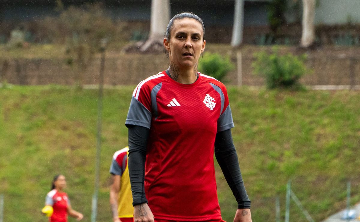 Internacional se reapresenta e inicia preparação para o clássico GreNal do Brasileirão Feminino