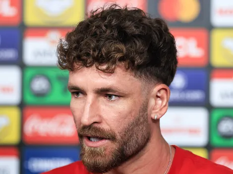 Treino da Seleção Brasileira mostra Léo Pereira sendo elogiado