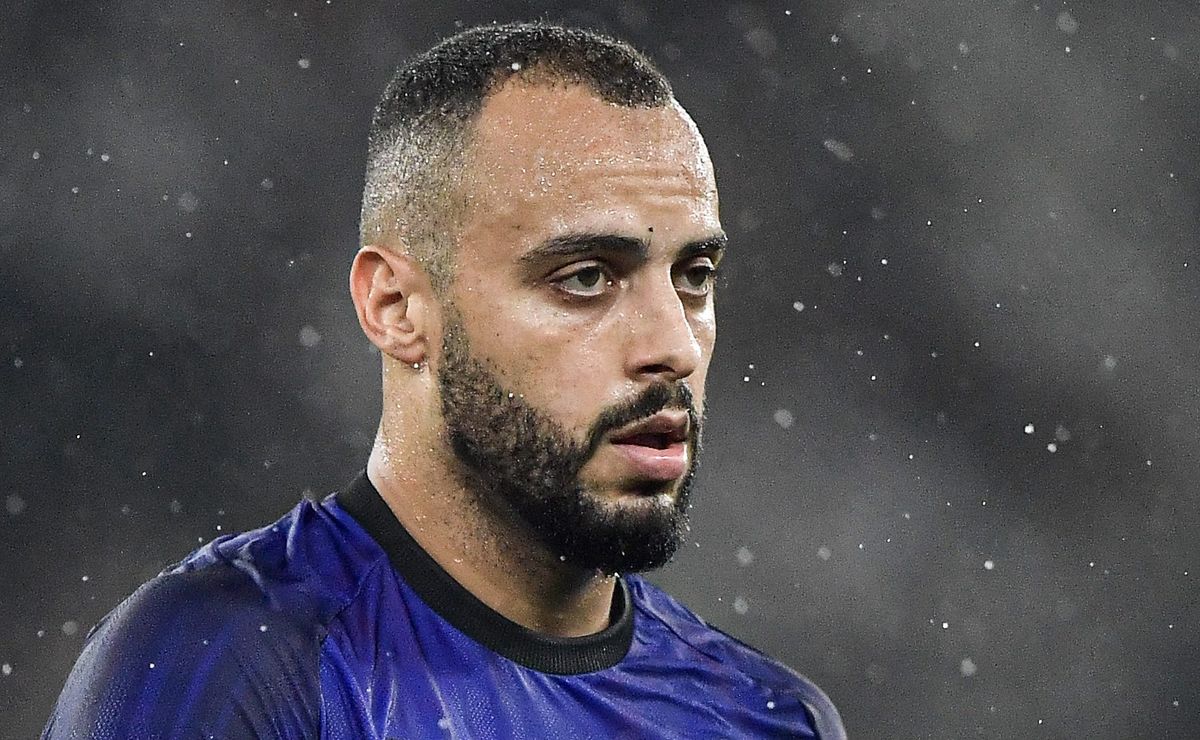 Botafogo ainda não recebeu nenhuma proposta oficial do Corinthians por Arthur Cabral, revela dirigente