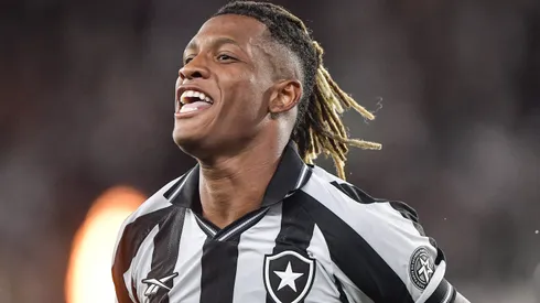 Volante faz grande temporada - Foto: Thiago Ribeiro/AGIF.