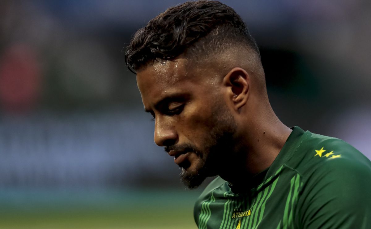 Sem gols e assistências, Reinaldo enfrenta pior fase no Mirassol desde sua chegada