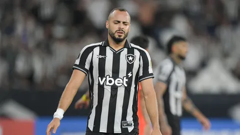 Centroavante do Botafogo entrou na mira do Timão
