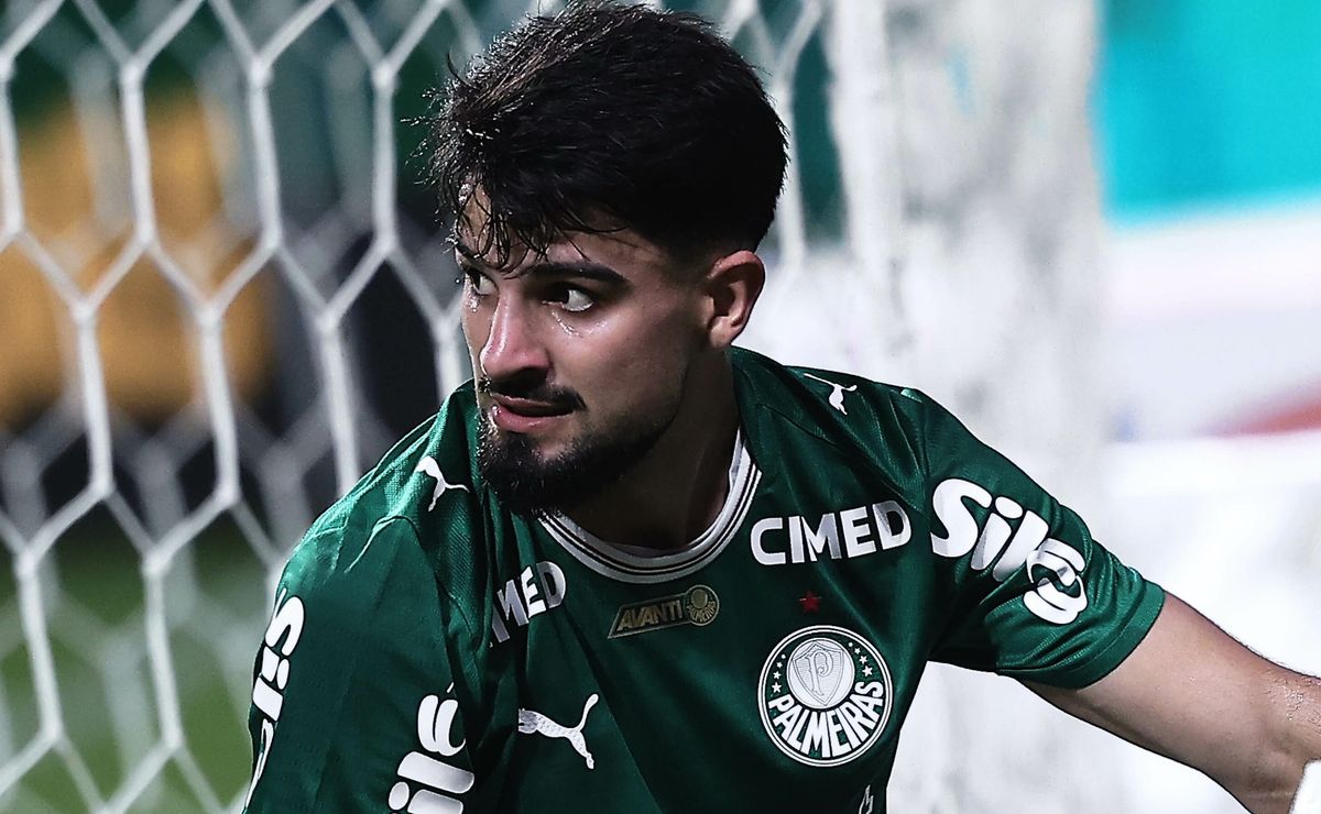 Destaque no Palmeiras, Flaco López briga com “sensação” por última vaga na Copa pela Argentina