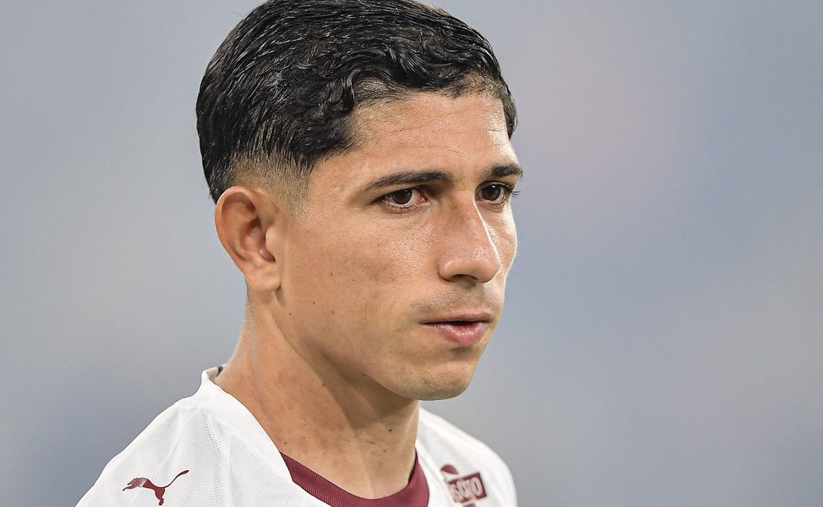 Savarino informa Seleção Venezuelana, não se apresenta e permanece no Fluminense na Data FIFA