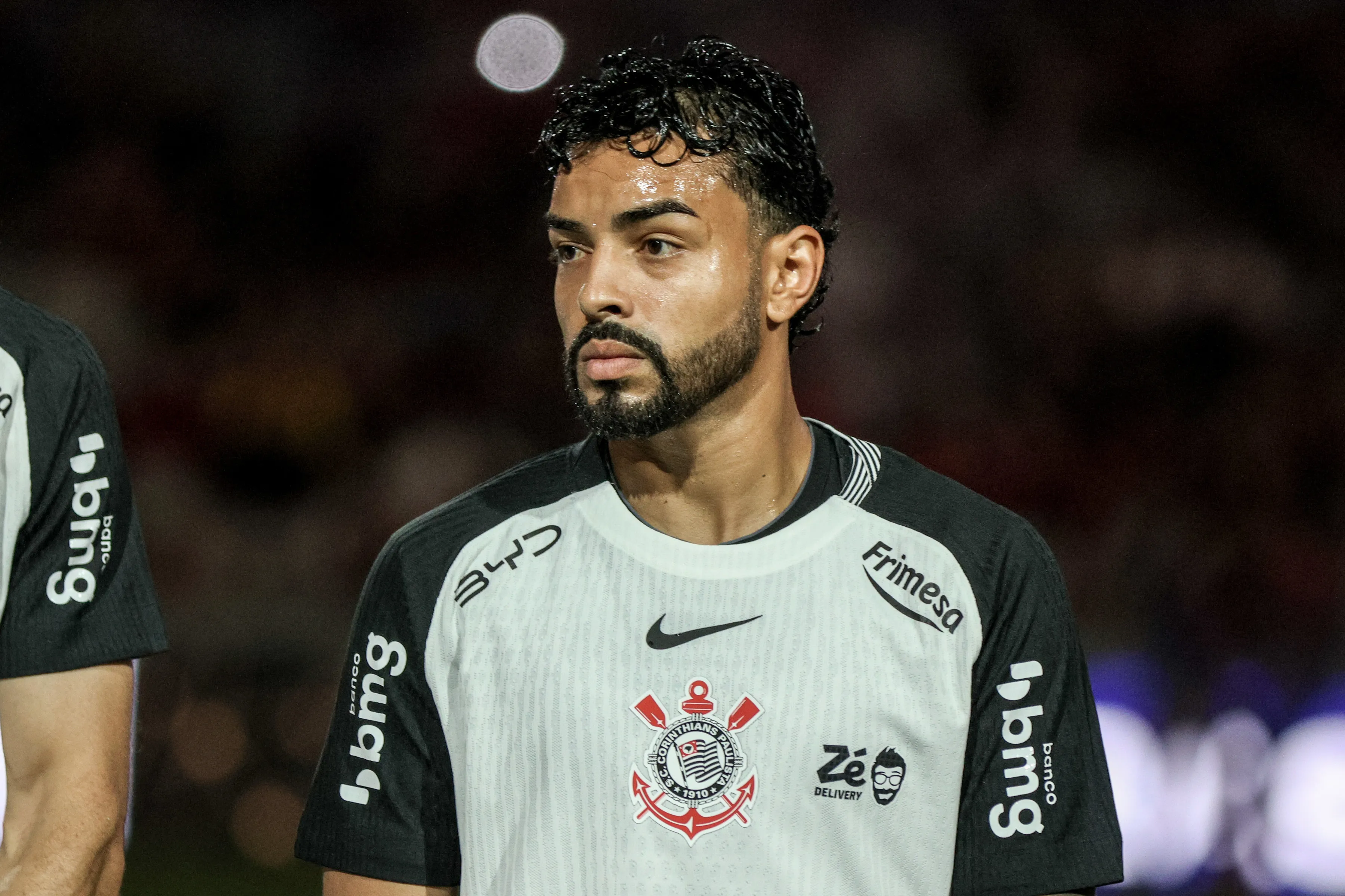 Matheus Bidu é sondado pelo Flamengo. Foto: Robson Mafra/AGIF