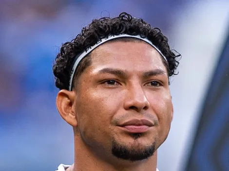 Cuca reencontra Rony e inicia missão de recuperar o seu futebol