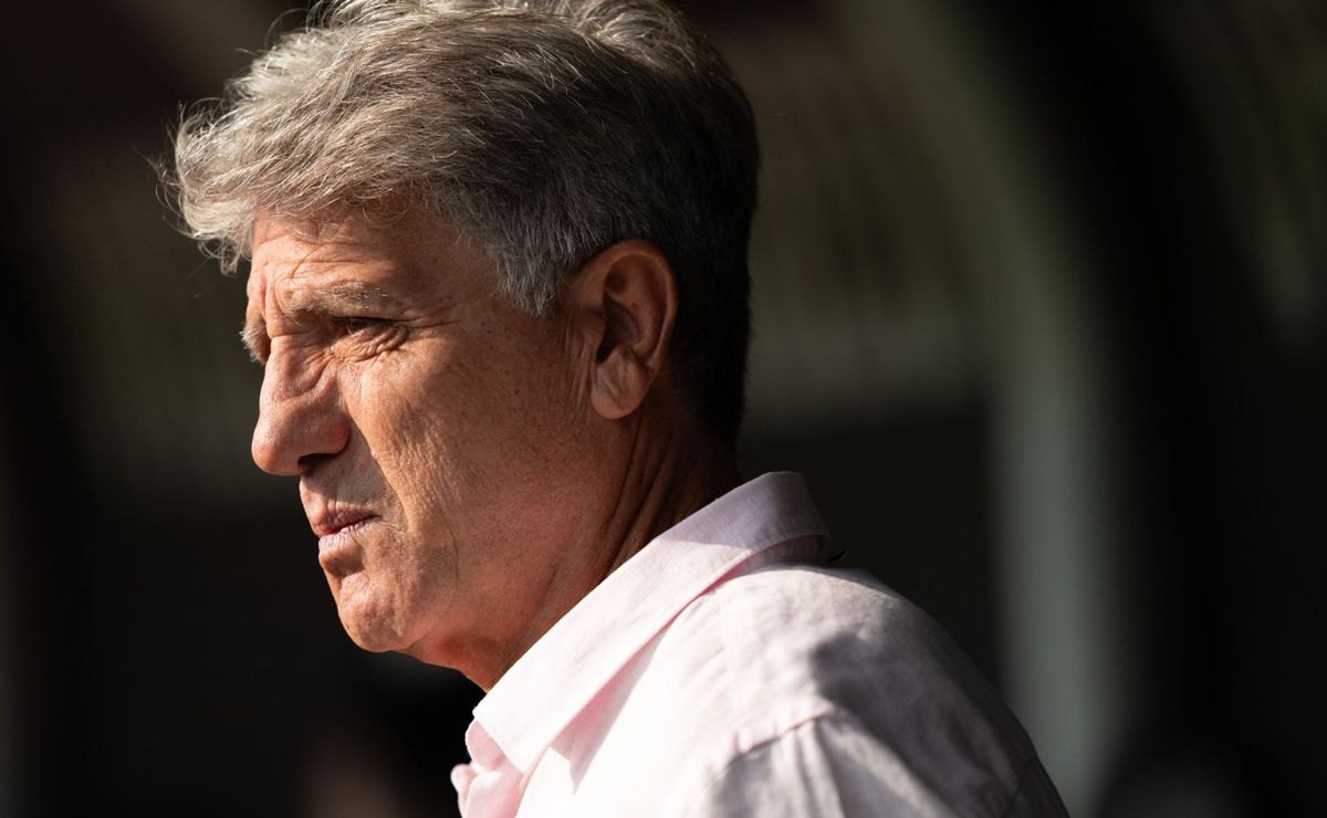 Renato iguala em quatro jogos pelo Vasco desempenho que Diniz levou 13 partidas para alcançar