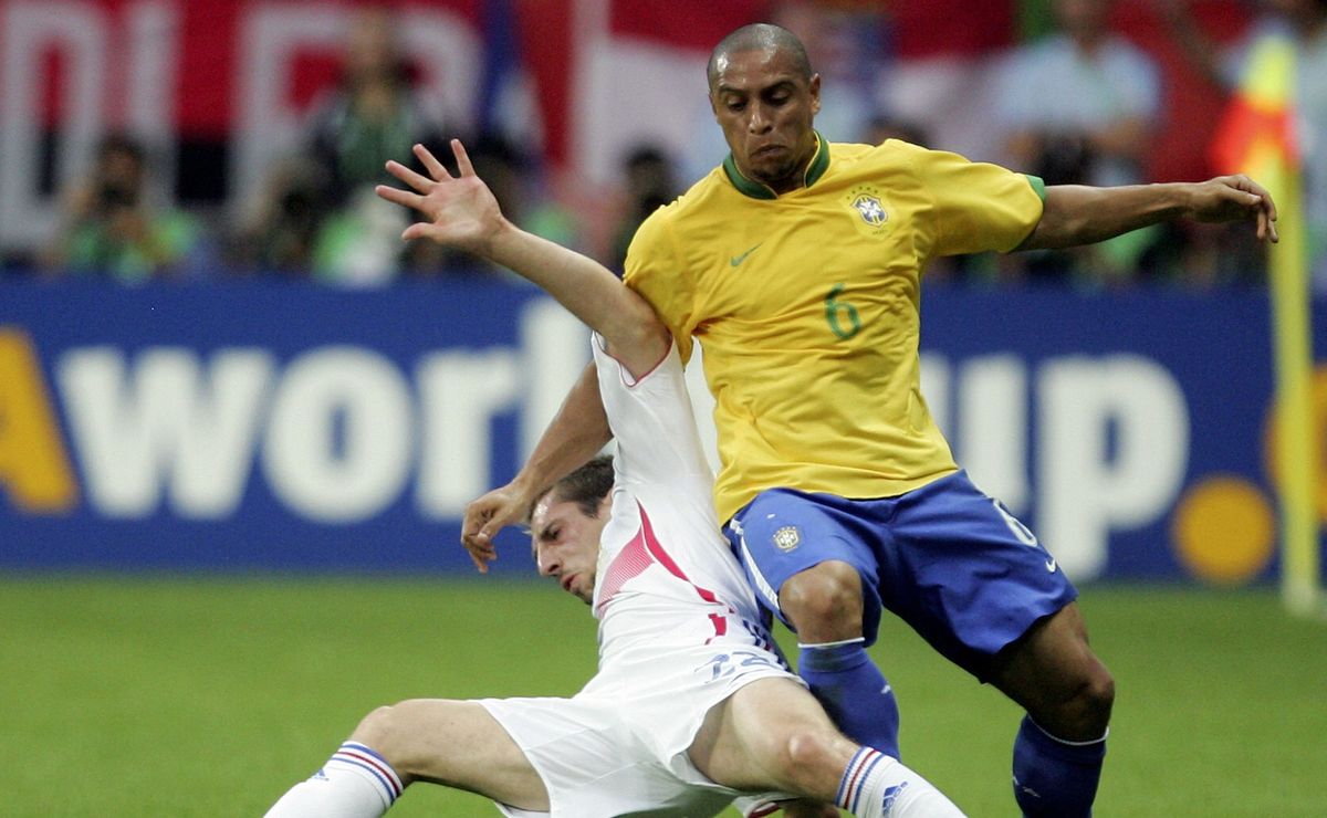 Brasil enfrenta a França em amistoso e tem retrospecto ruim contra o adversário em Copas do Mundo