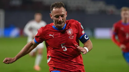 O tcheco Vladimír Coufal em ação durante a partida do Grupo L das Eliminatórias Europeias para a Copa do Mundo entre Tchéquia e Gibraltar, em Olomouc. Contributor: CTK