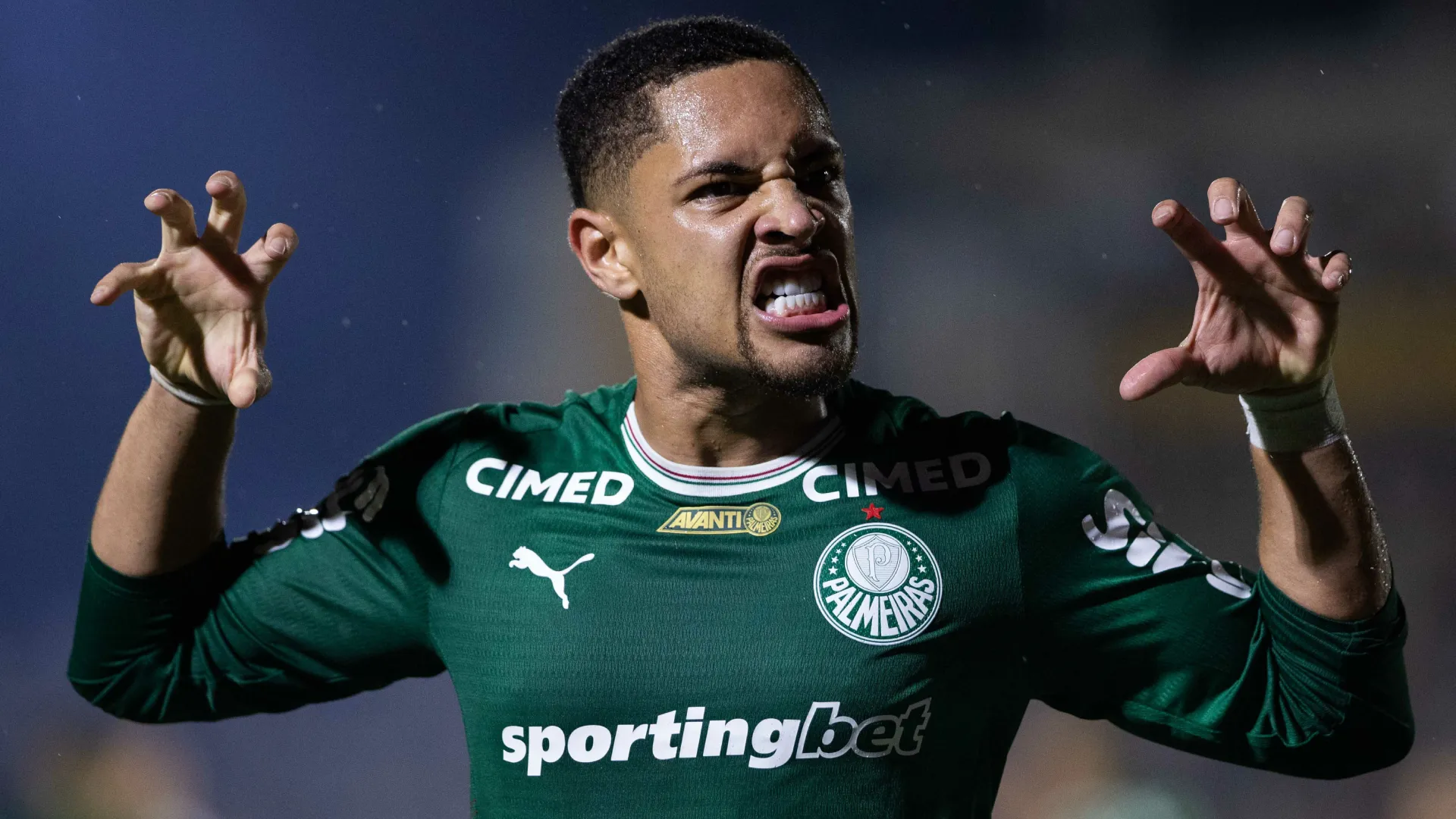 Vitor Roque é um dos destaques do Palmeiras em 2026 – Foto: Joisel Amaral/AGIF