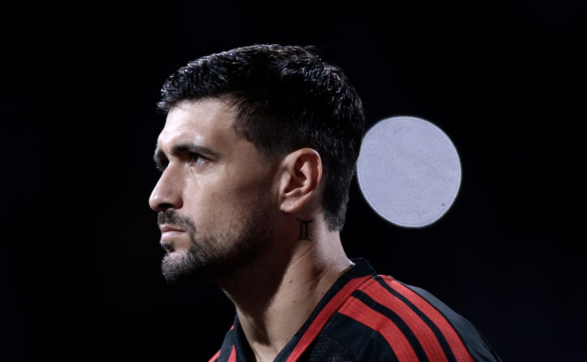 Arrascaeta se incomoda com questionamentos e críticas no Flamengo após jogo contra o Corinthians