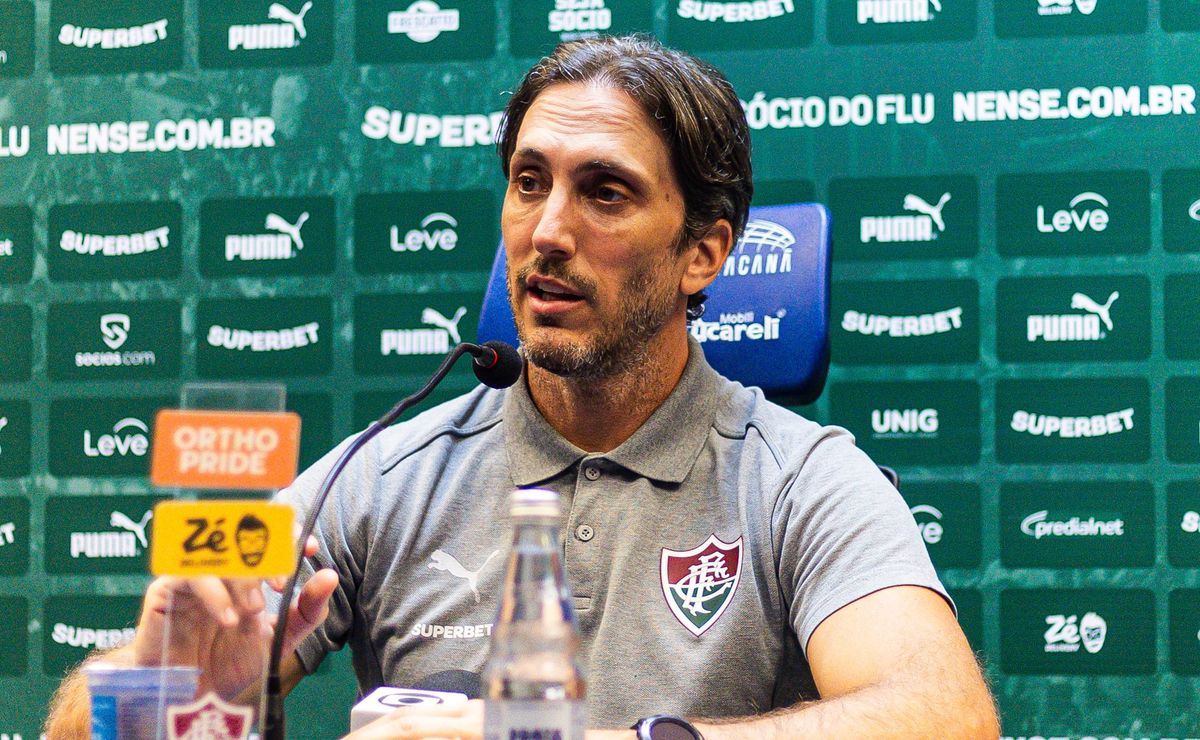 Zubeldía supera Renato Portaluppi e ‘sobra’ no Fluminense na comparação com o atual técnico do Vasco