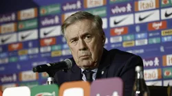 Ancelotti durante partida entrevista concedida como técnico do Brasil