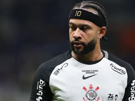 Memphis inicia tratamento de lesão e projeta retorno ao Corinthians