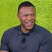 São Paulo quer contratar Júlio Baptista para comandar o sub-20