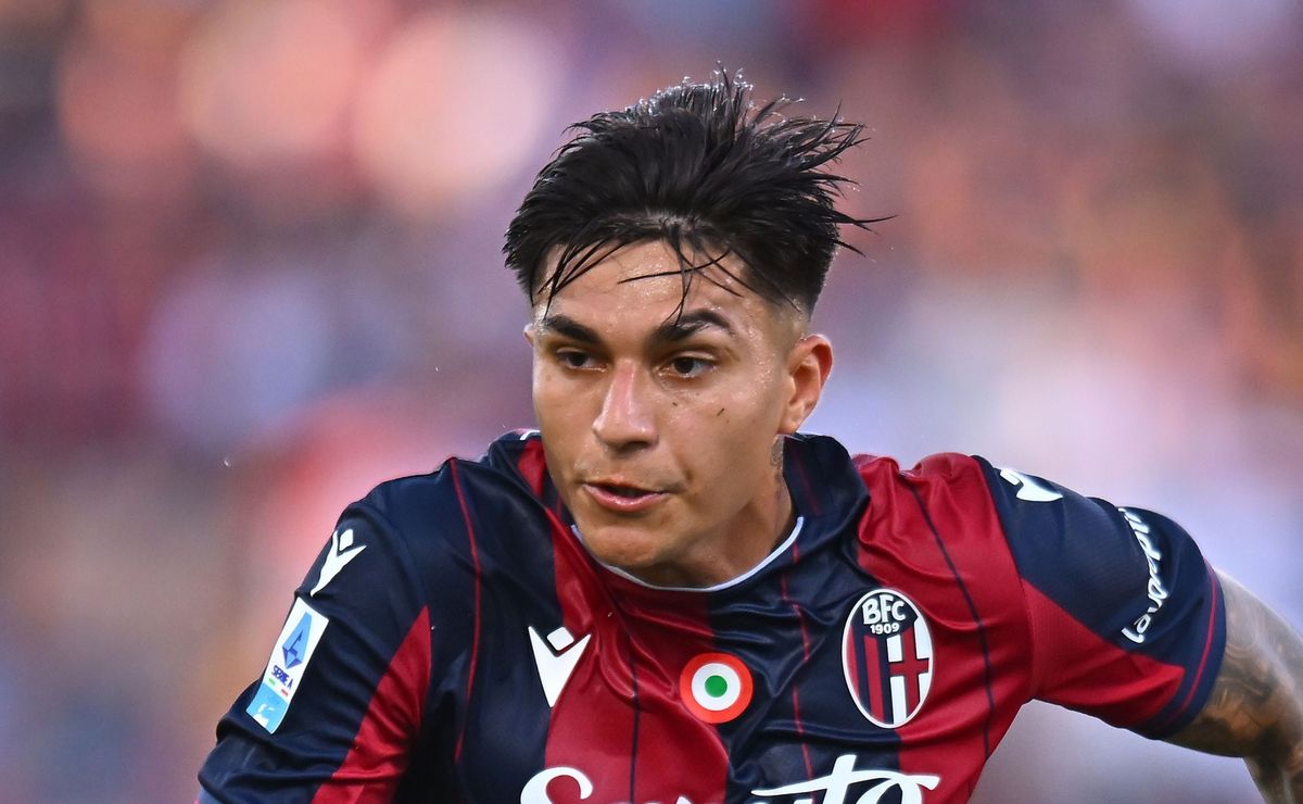 Santiago Castro é alvo do Flamengo e investida no camisa 9 tem aval de Leonardo Jardim