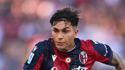 Santiago Castro em campo pelo Bologna, da Itália.