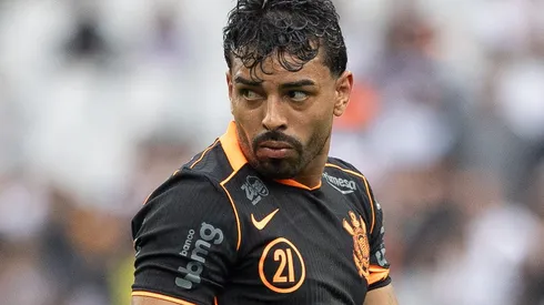 Lateral tem o futuro incerto - Foto: Joisel Amaral/AGIF.